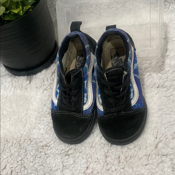 Vans Black and Blue Sneakers with Iridescent Stripe size Toddler 9 - Picture 2 of 6
